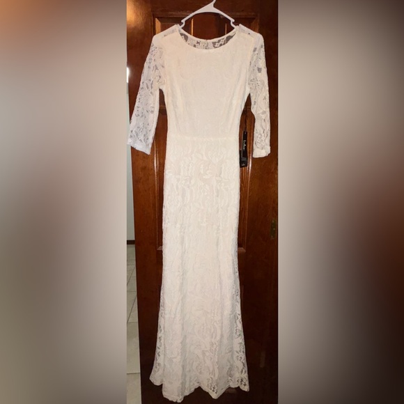 NWT Lulu's White Long Sleeve Lace Dress Wedding Formal Open Back Country Chic - Picture 4 of 6
